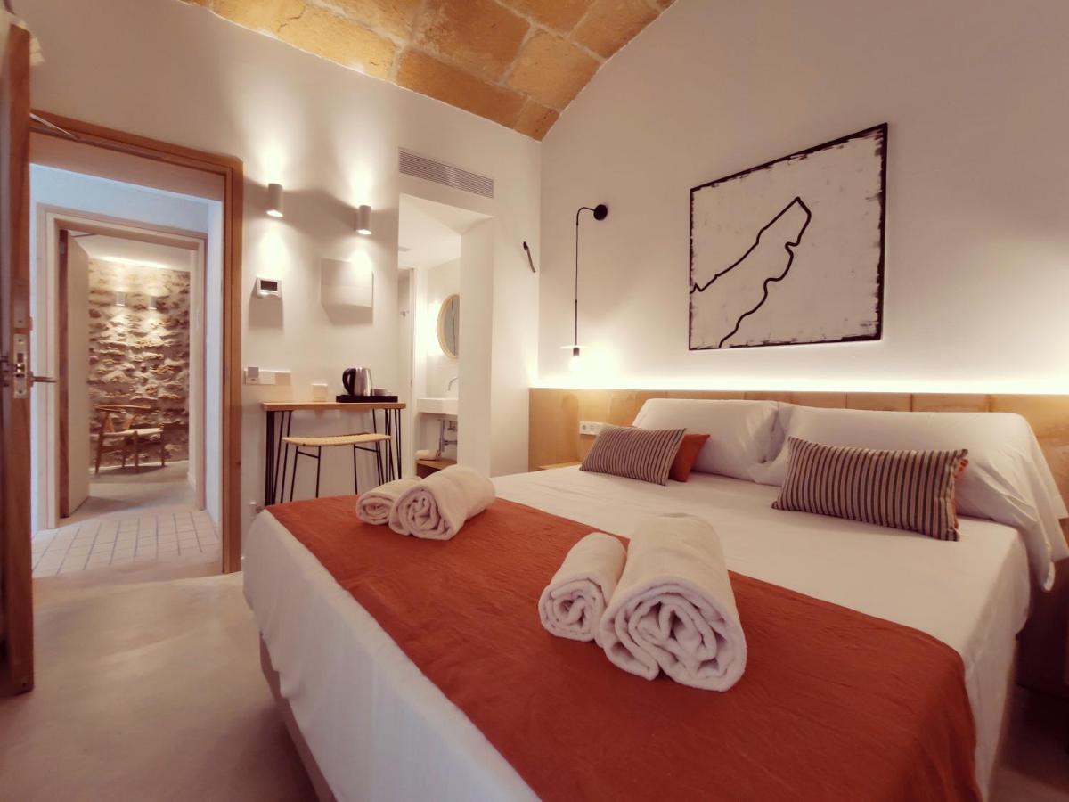 Standard Double Room,977813113:JPEG
